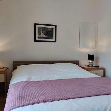 Apartments Andrea Drvenik  Εξωτερικό φωτογραφία